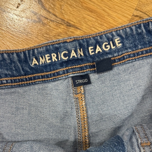 American Eagle Light Blue Denim Shorts - Picture 2 of 2